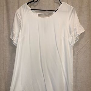 Lulu’s white shift dress